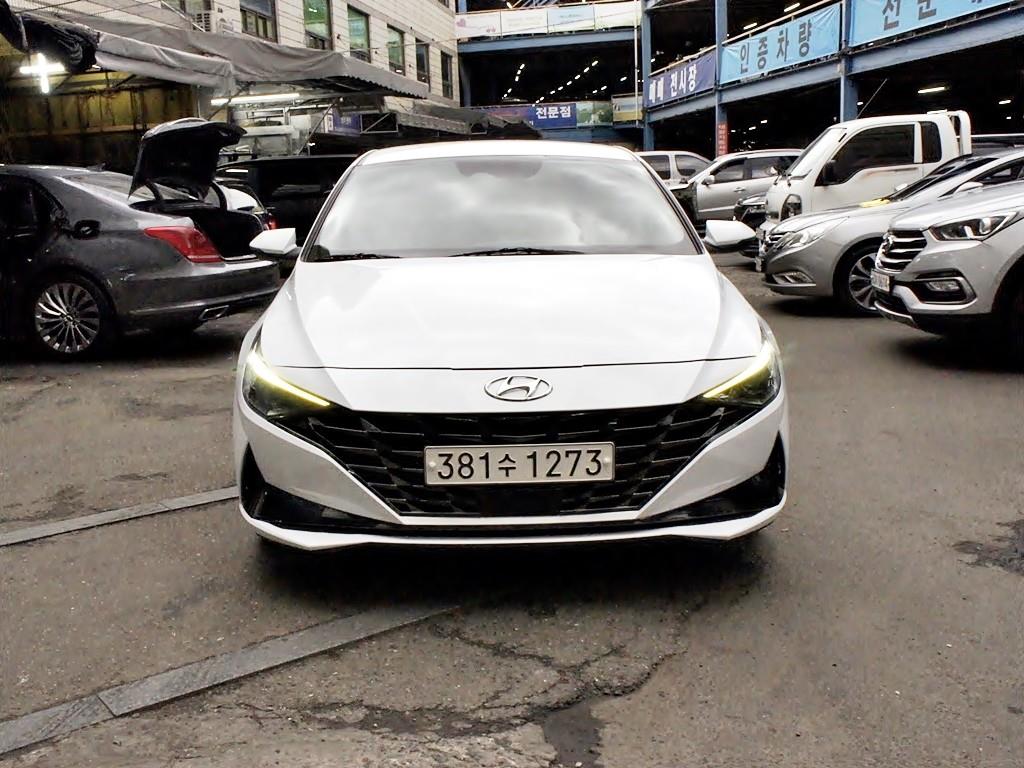 HYUNDAI Avante 2022 Blanco - Importación desde Corea - HF Imports Iquique - Foto 1