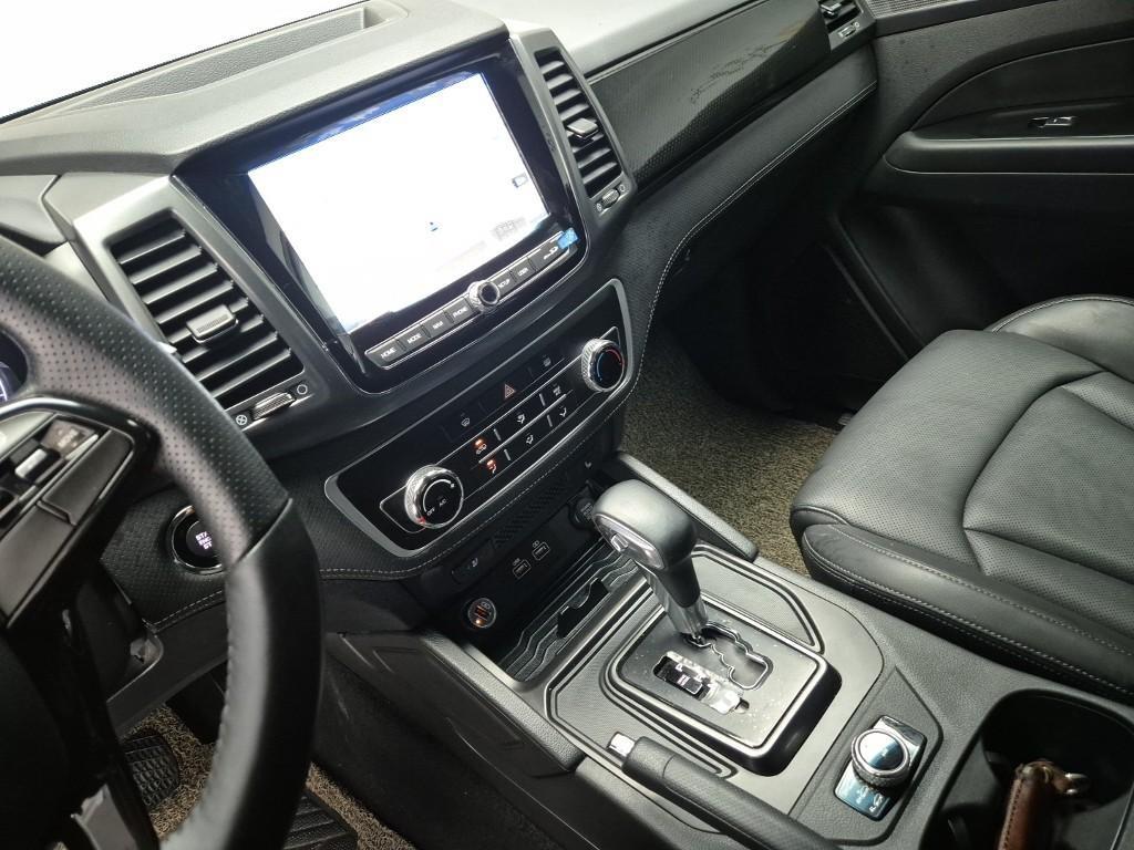 Ssangyong Rexton - Vista 8