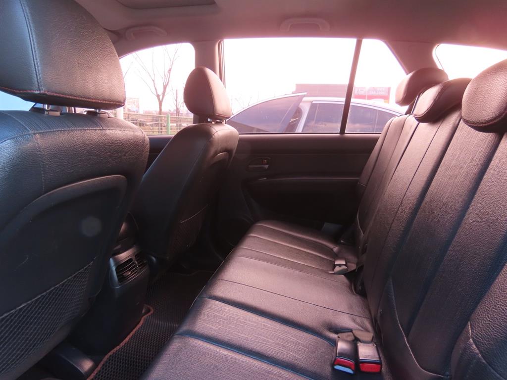 KIA Carens 2011 Plateado - Importación desde Corea - HF Imports Iquique - Foto 7