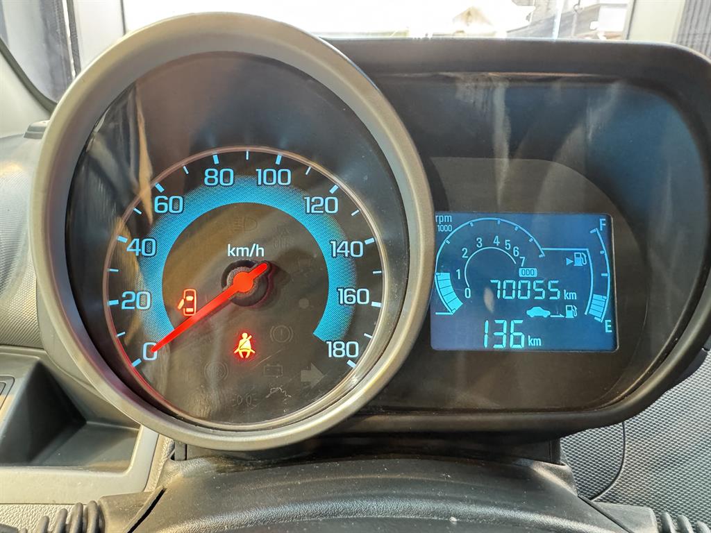 Chevrolet Spark - Vista 11