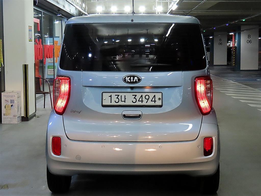 KIA Ray - Vista 5