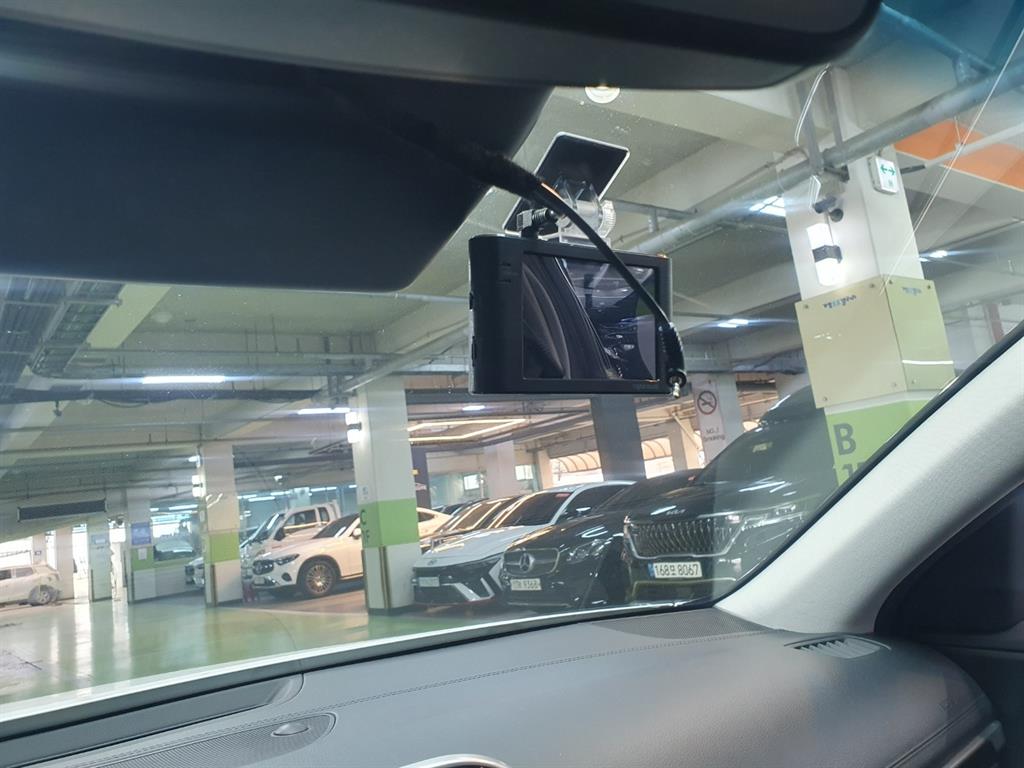 HYUNDAI Grandeur - Vista 10