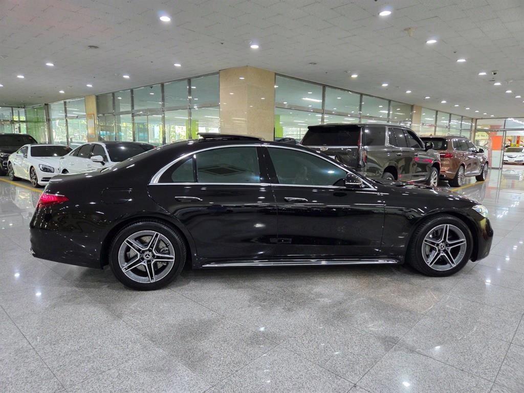 Mercedes Benz S Class - Vista 5