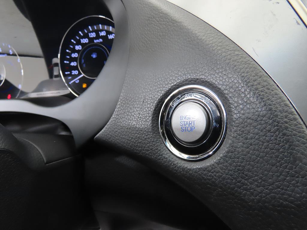 HYUNDAI Grandeur - Vista 12