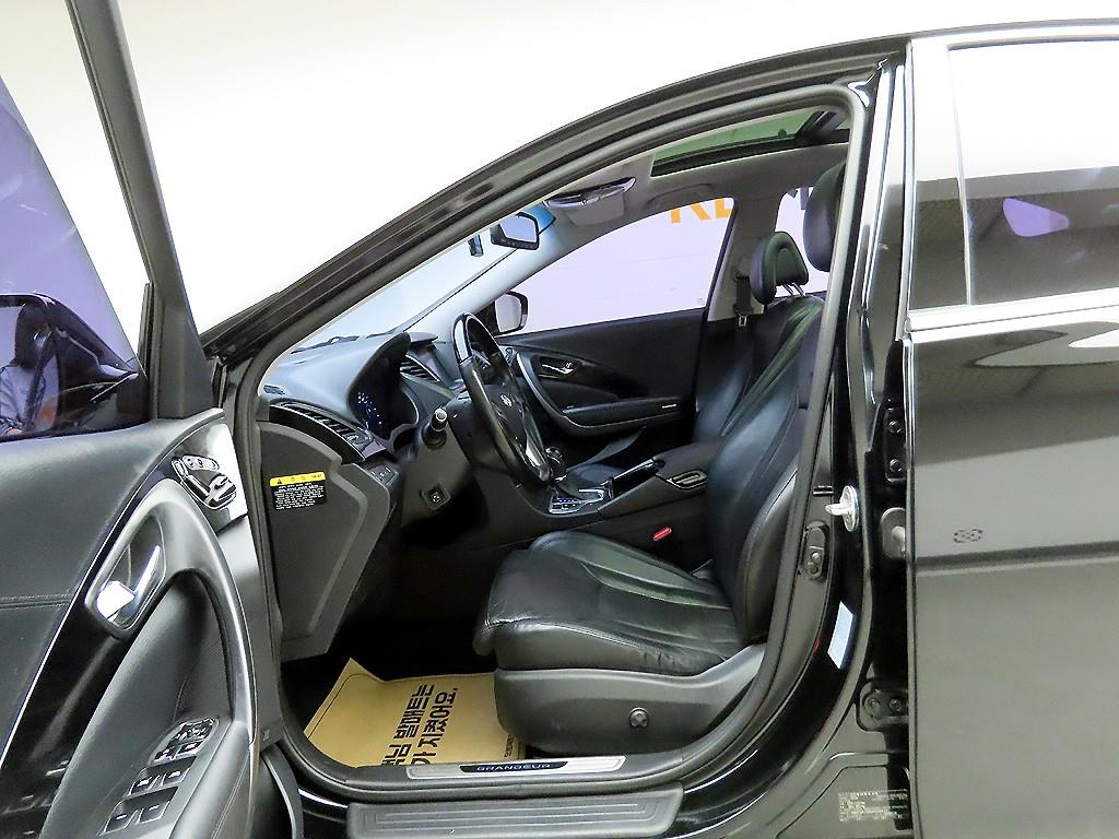 HYUNDAI Grandeur 2016 Negro - Importación desde Corea - HF Imports Iquique - Foto 13