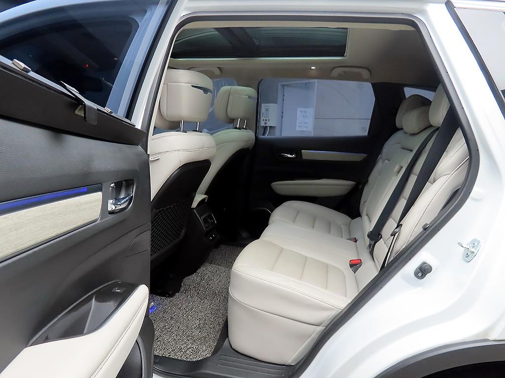 SAMSUNG QM6 - Vista 6