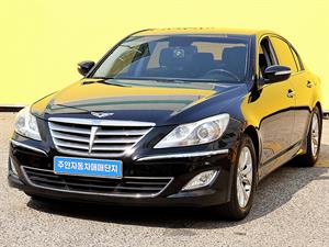 HYUNDAI Genesis - Vista 4