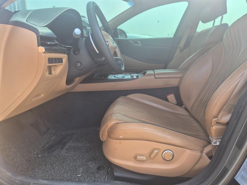 Genesis G80 - Vista 11