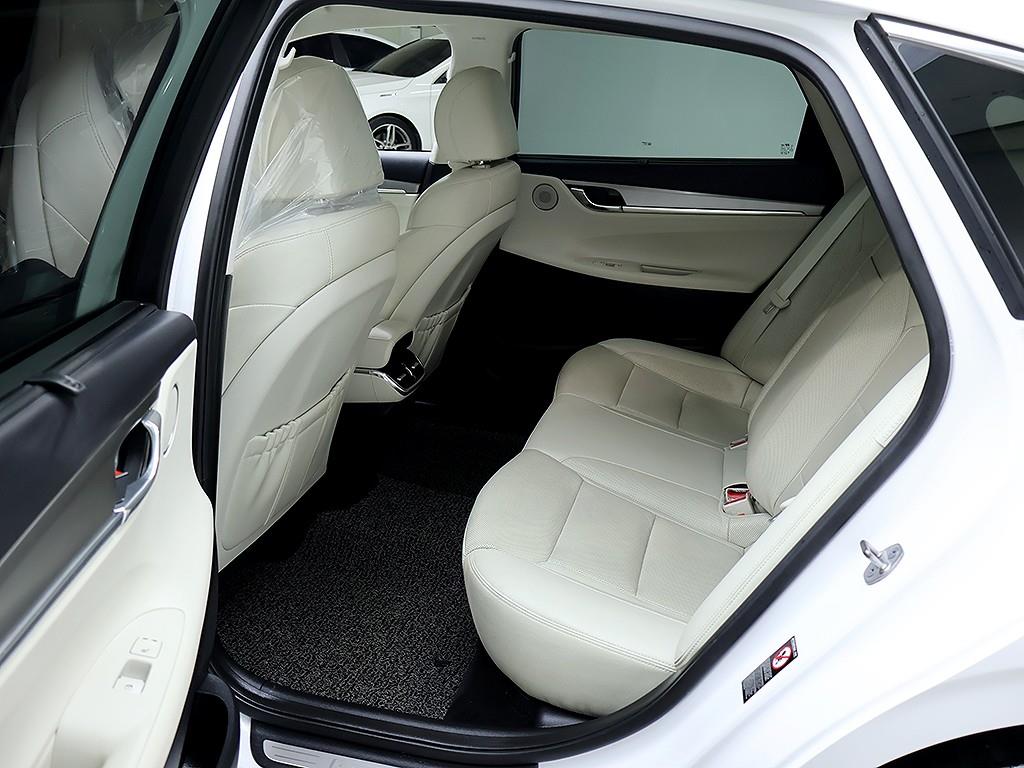 HYUNDAI Grandeur 2023 Blanco - Importación desde Corea - HF Imports Iquique - Foto 12