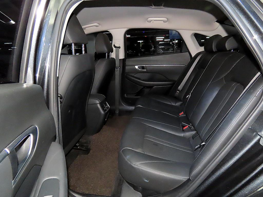 HYUNDAI Sonata - Vista 7