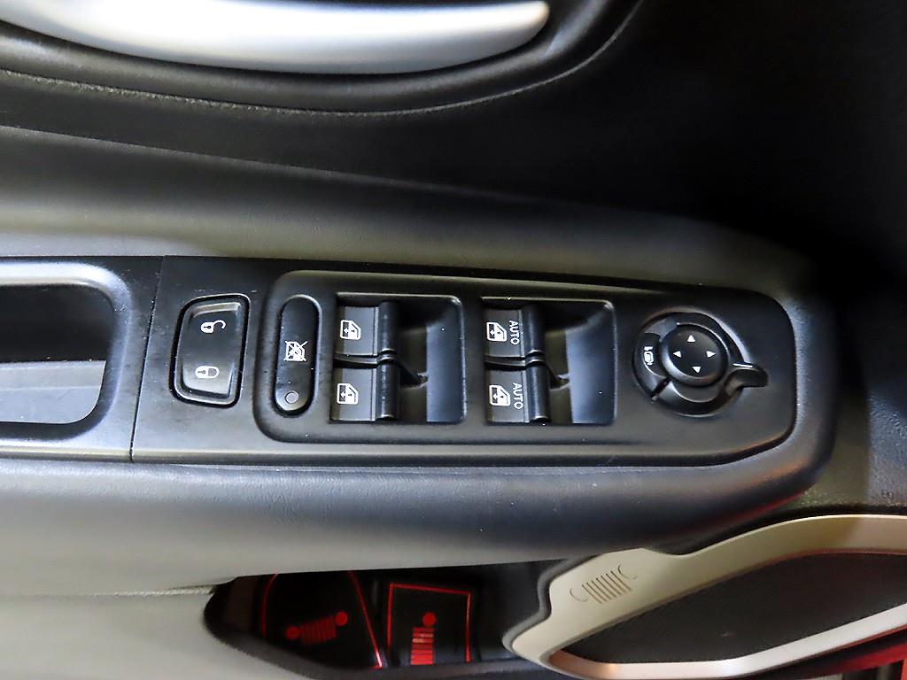 Jeep Renegade 2017 Rojo - Importación desde Corea - HF Imports Iquique - Foto 16