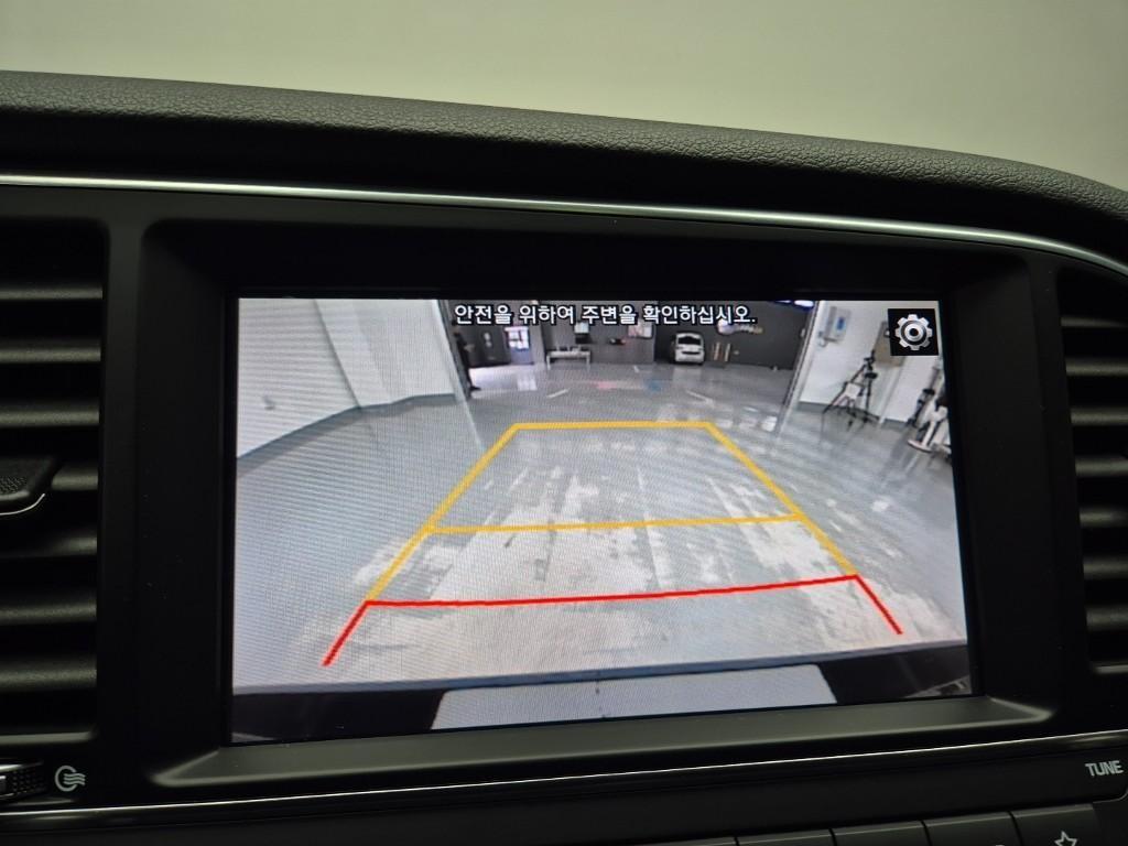 HYUNDAI Avante 2018 Negro - Importación desde Corea - HF Imports Iquique - Foto 14