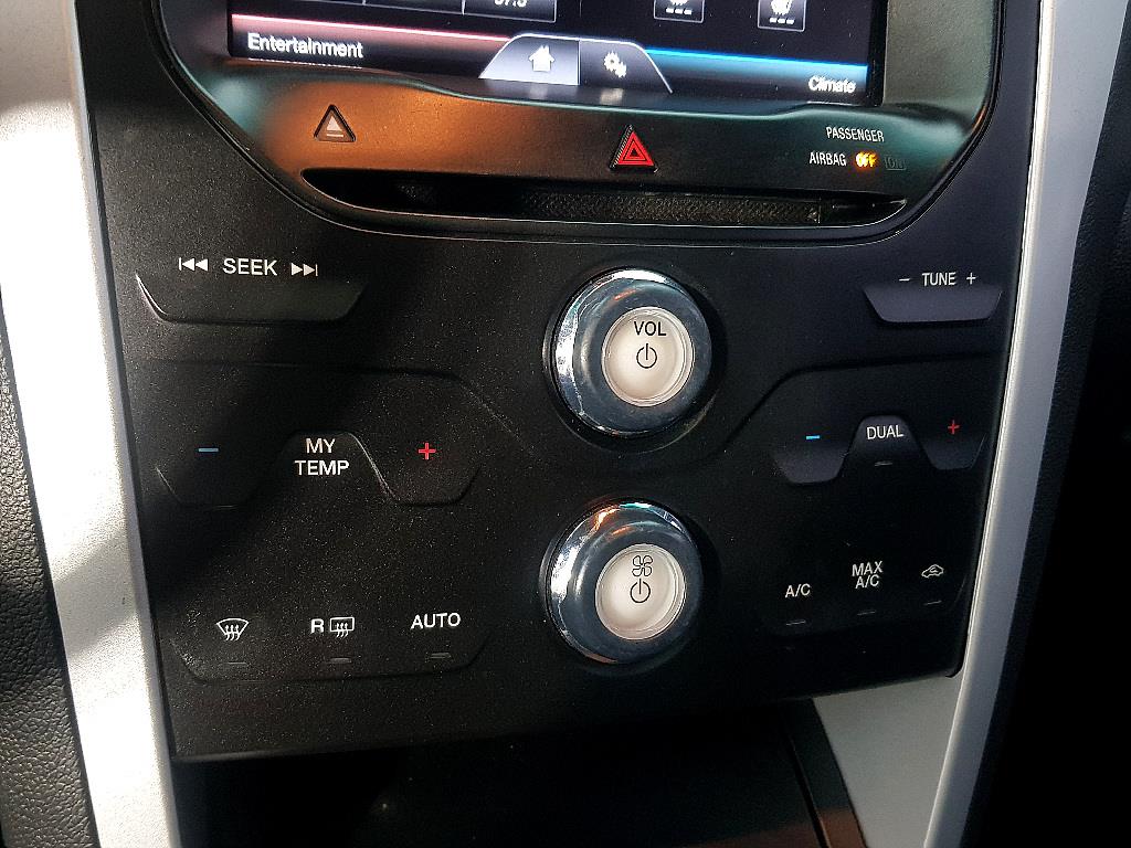 Ford Explorer - Vista 12