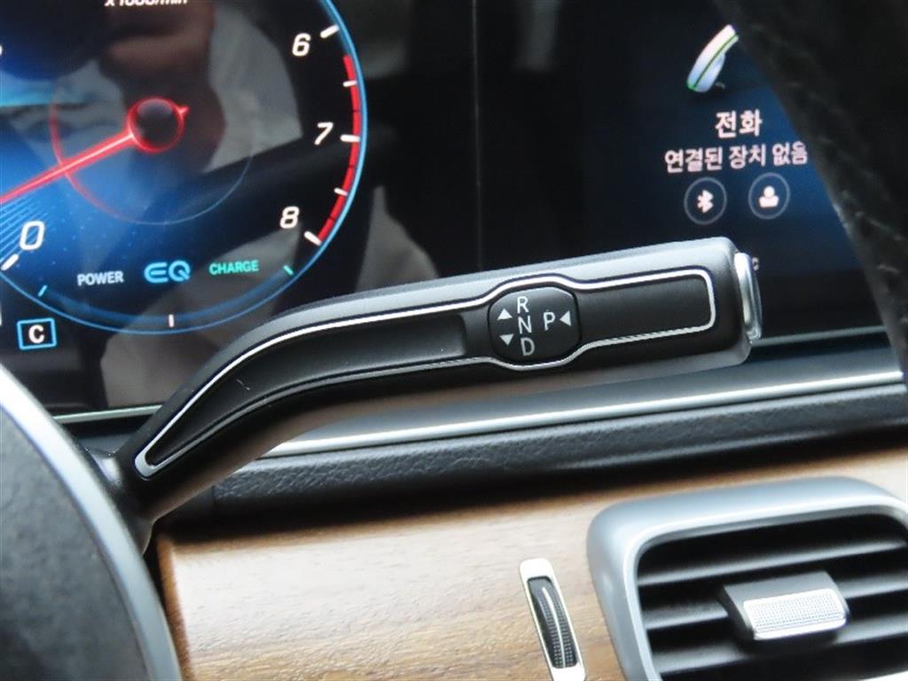 Mercedes Benz GLE Class - Vista 11