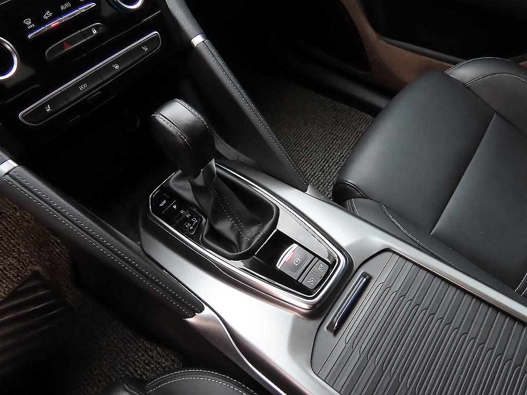 SAMSUNG QM6 - Vista 10