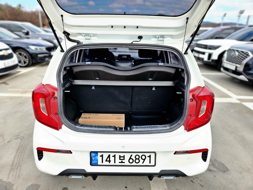 KIA Morning - Vista 8