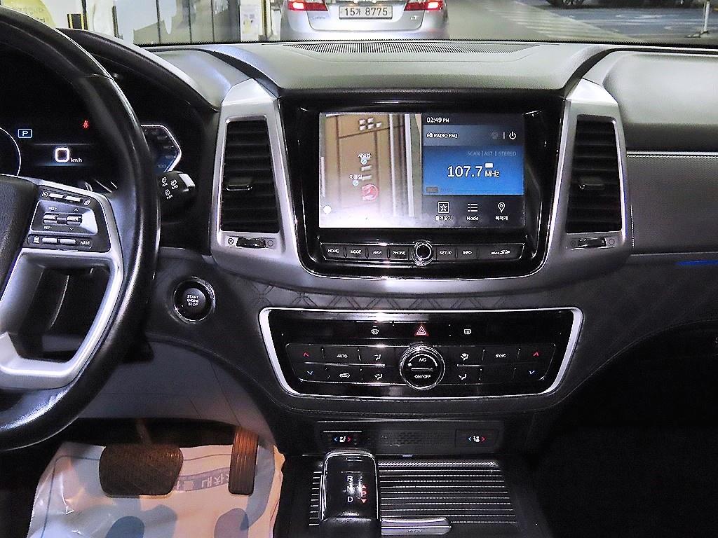 Ssangyong Rexton - Vista 11