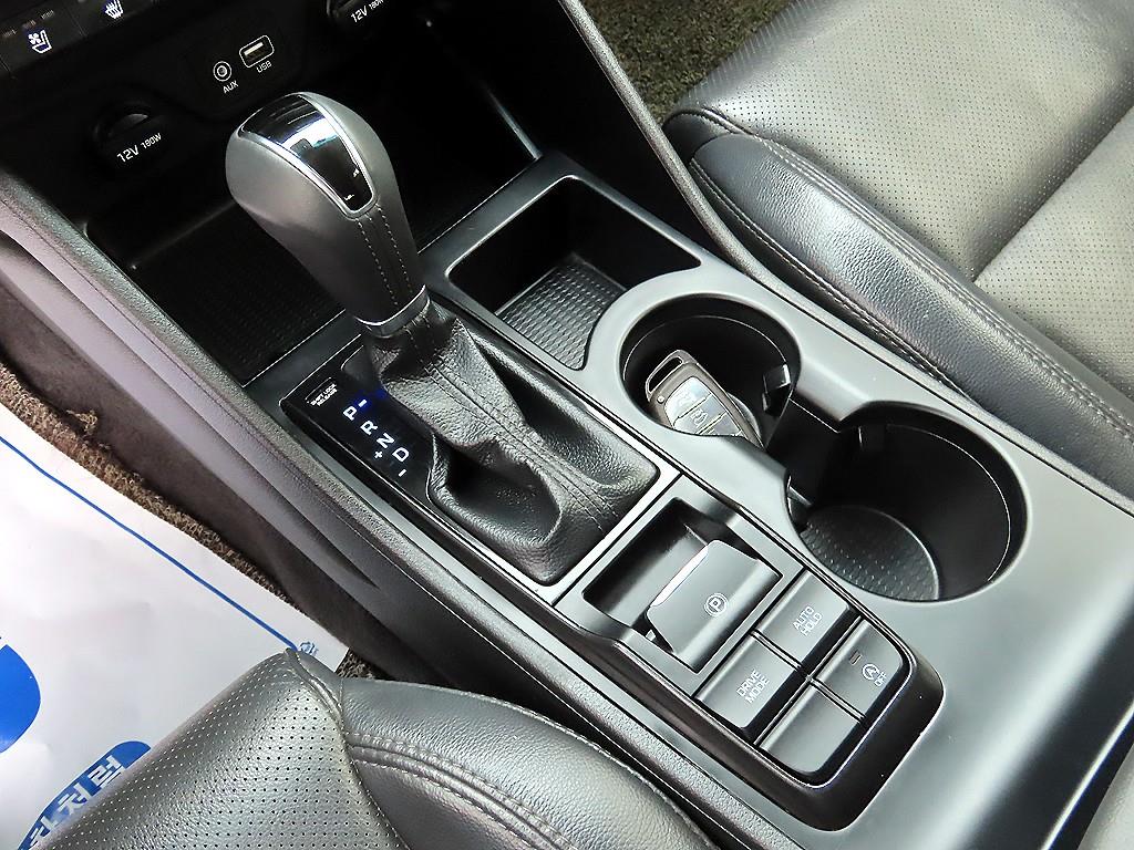 HYUNDAI Tucson - Vista 10