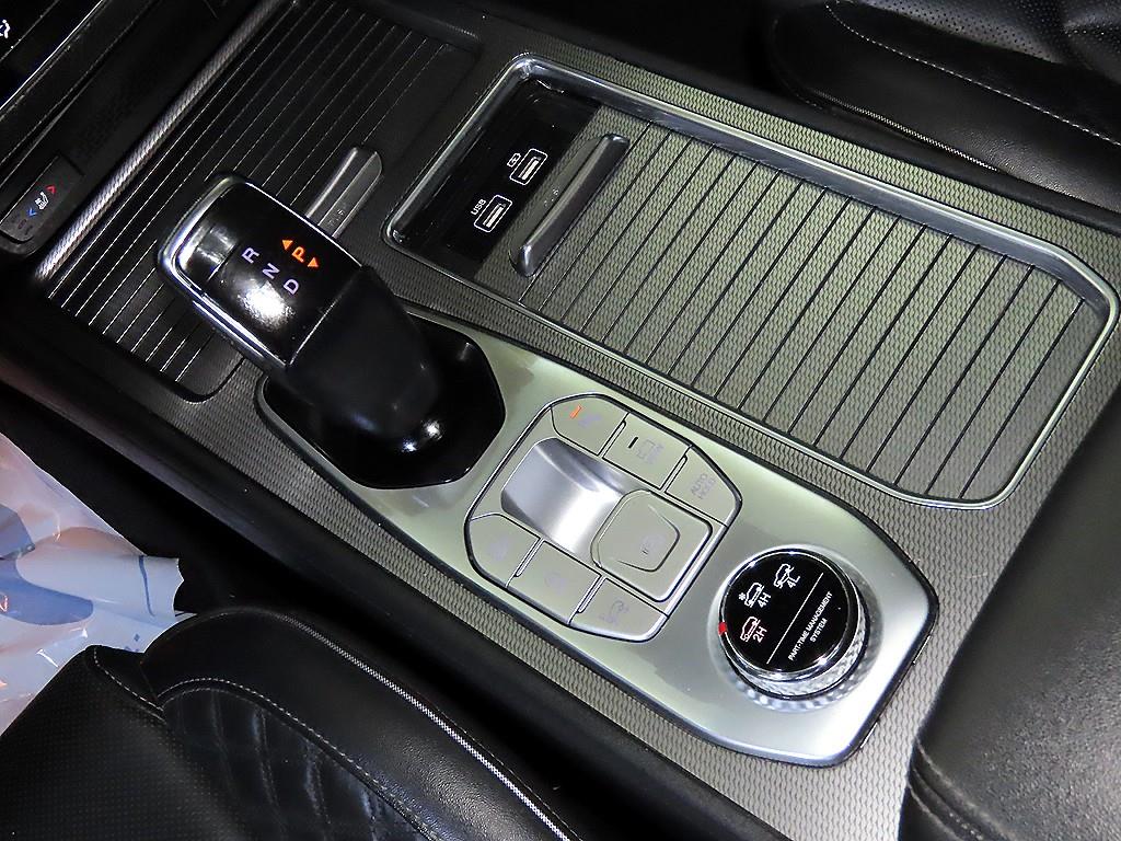 Ssangyong Rexton - Vista 12