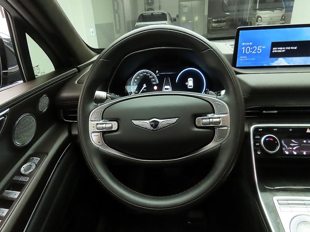 Genesis GV80 - Vista 7