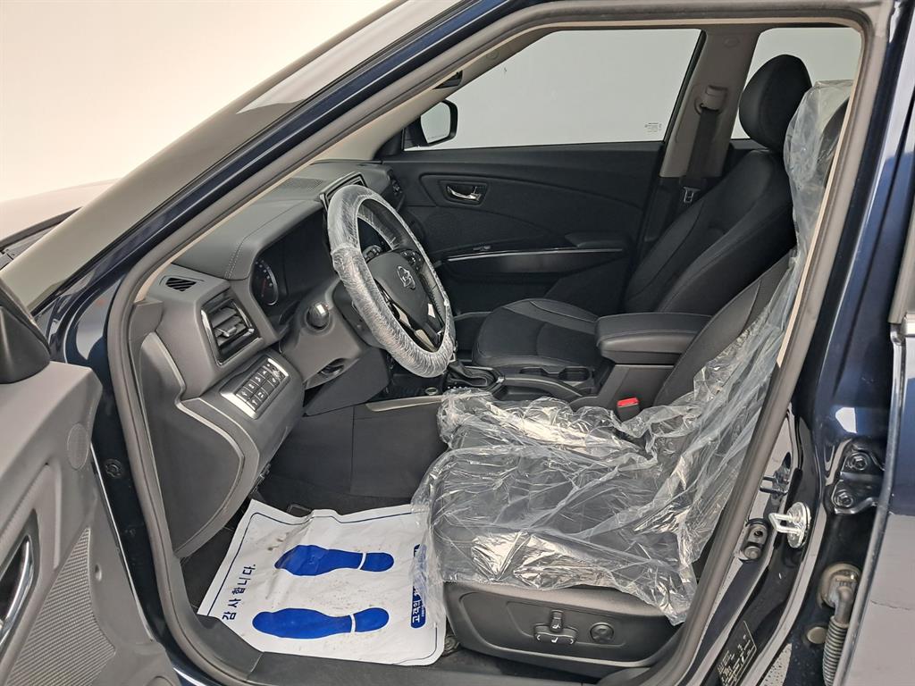 Ssangyong Tivoli 2022 - Importación desde Corea - HF Imports Iquique - Foto 11
