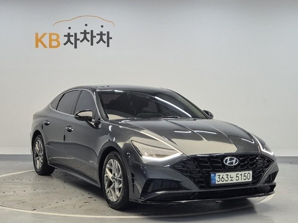 HYUNDAI Sonata - Vista 4