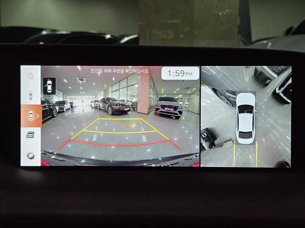 Genesis G90 - Vista 12