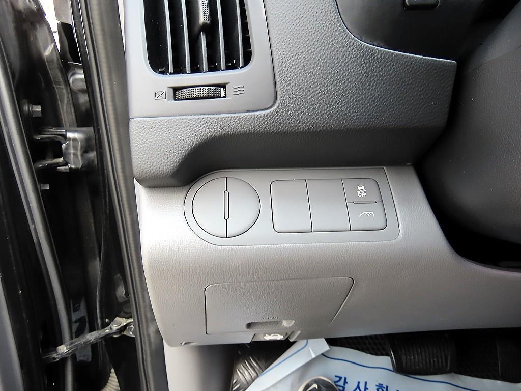 HYUNDAI Starex 2015 - Importación desde Corea - HF Imports Iquique - Foto 13