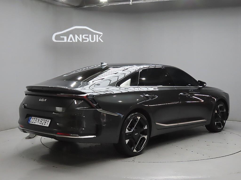 KIA K8 - Vista 7