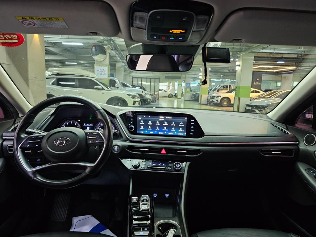 HYUNDAI Sonata - Vista 7