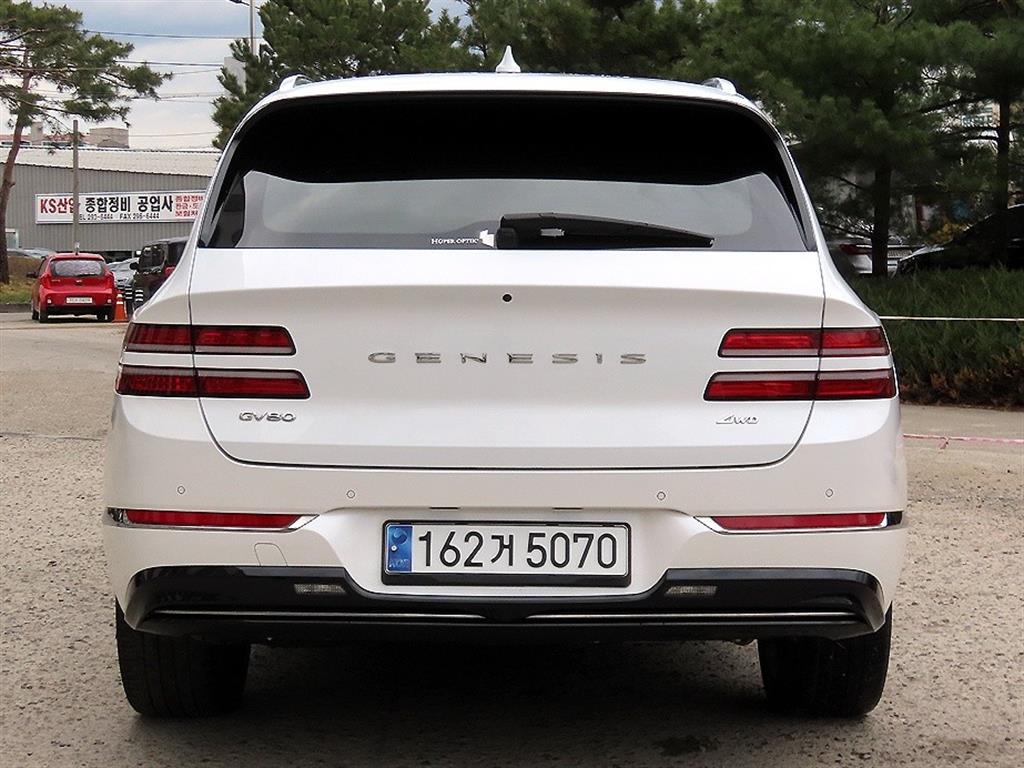Genesis GV80 - Vista 4
