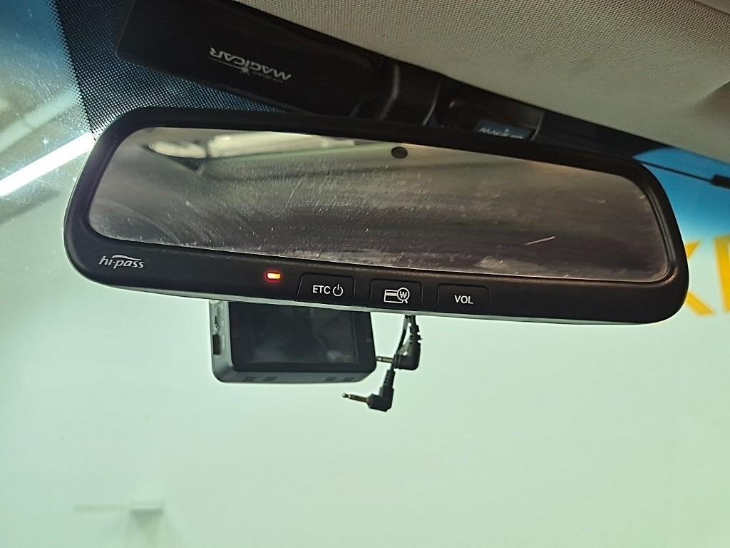 HYUNDAI Starex 2015 Negro - Importación desde Corea - HF Imports Iquique - Foto 13