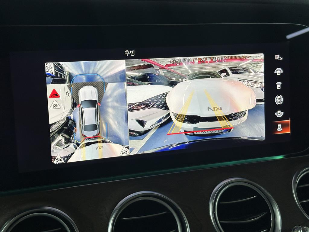 Mercedes Benz E class - Vista 12