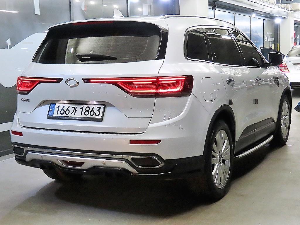 SAMSUNG QM6 - Vista 4