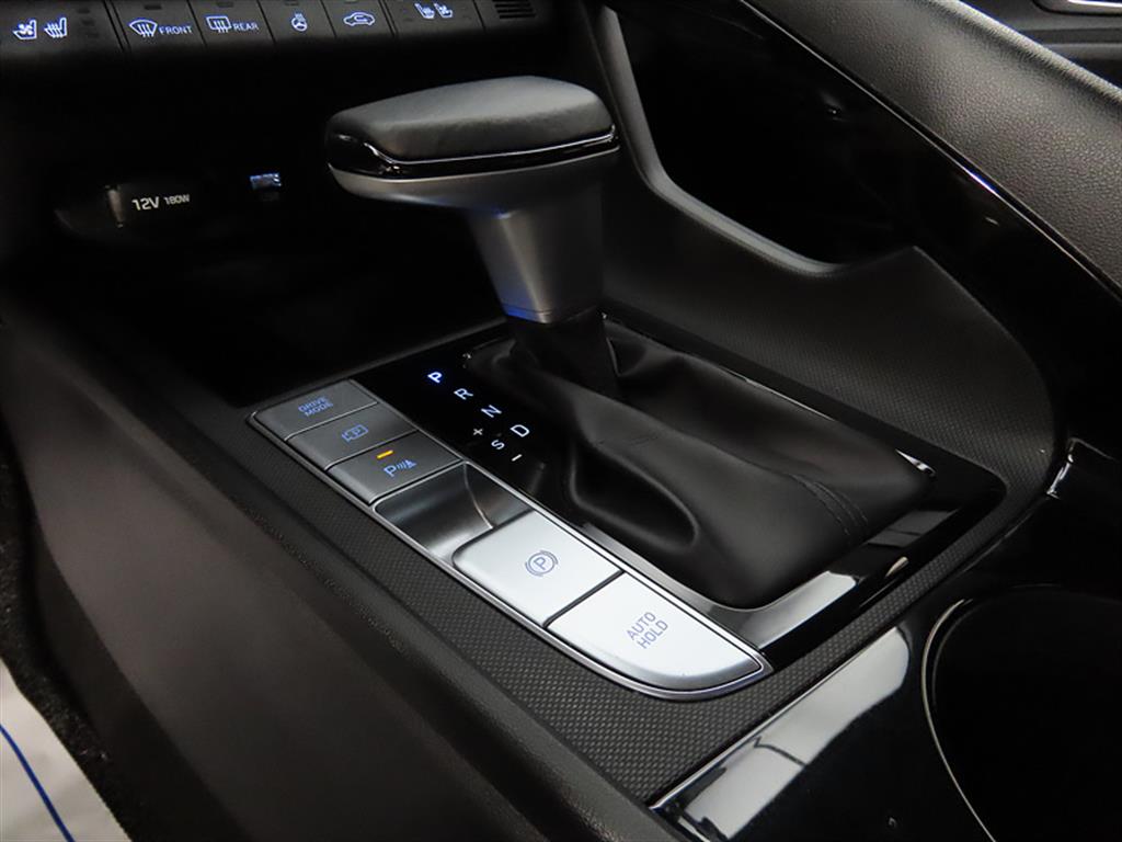 HYUNDAI Avante - Vista 11