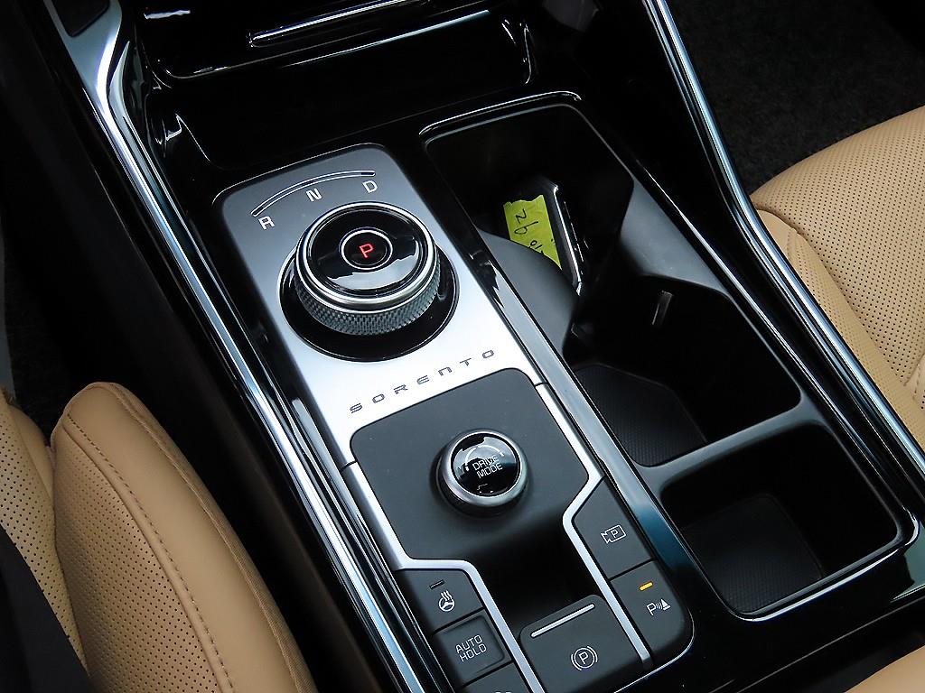 KIA Sorento - Vista 11