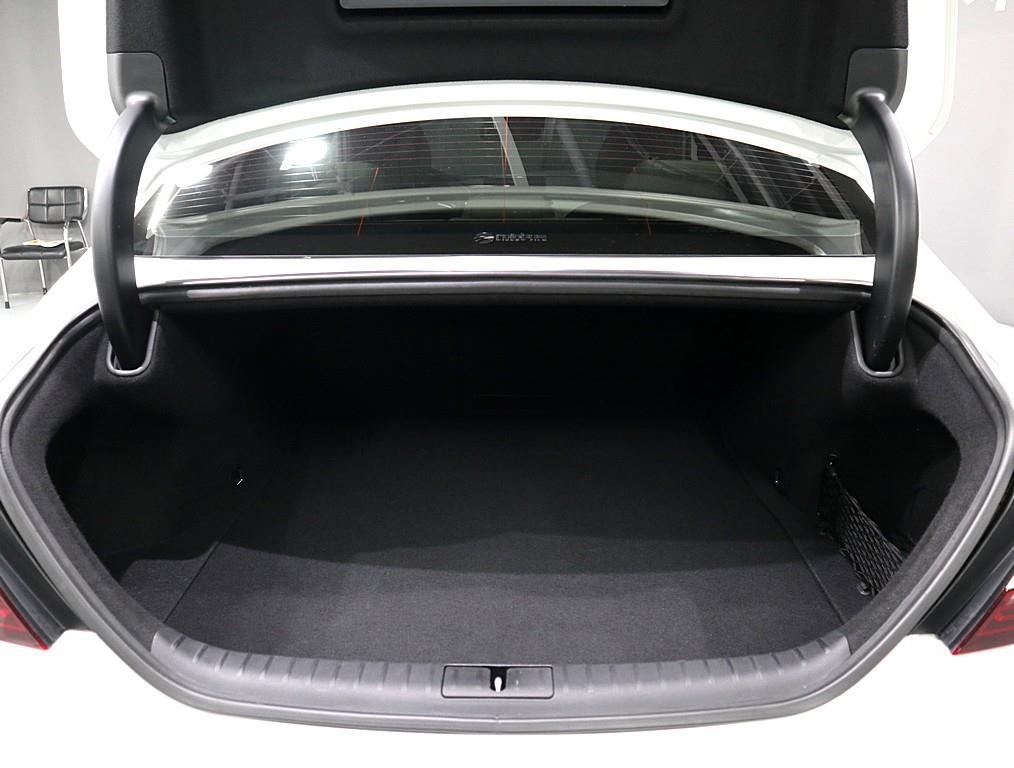 Genesis G70 2024 Blanco - Importación desde Corea - HF Imports Iquique - Foto 17