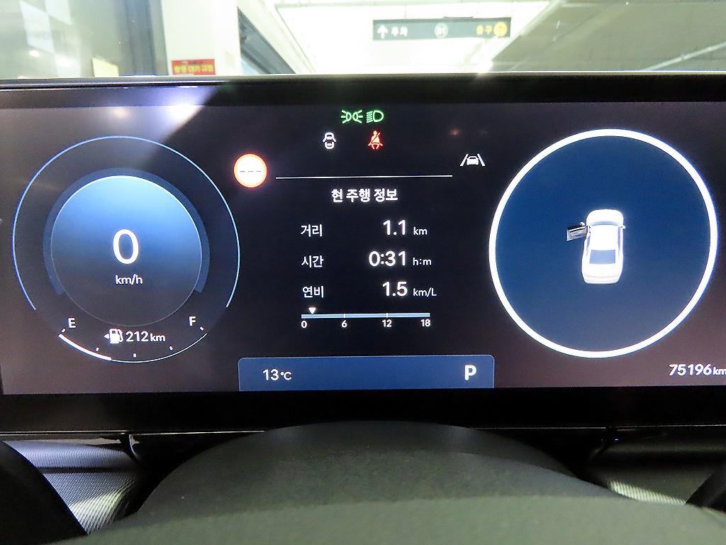 HYUNDAI Grandeur - Vista 9