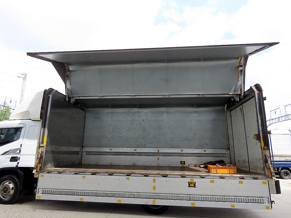 medium and large cargo truck - Vista 5