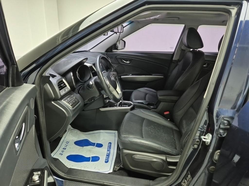 Ssangyong Tivoli - Vista 7