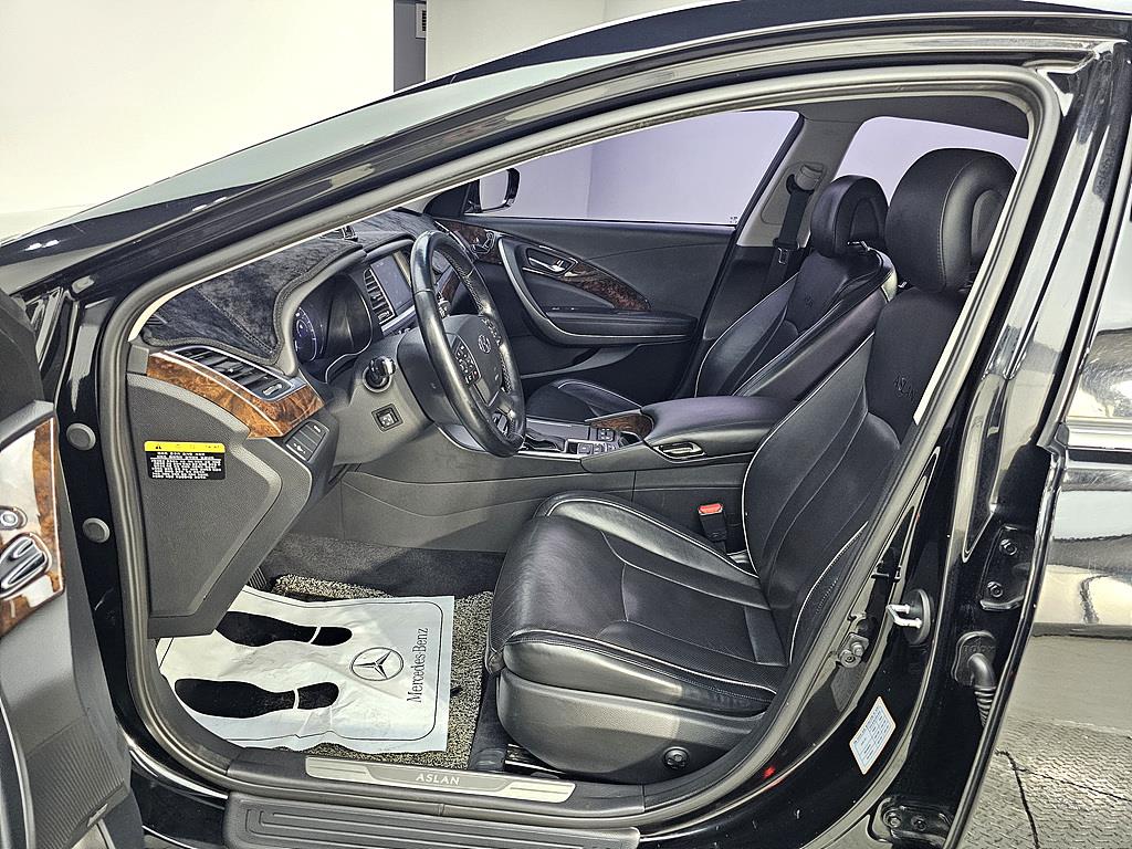 HYUNDAI Aslan - Vista 8