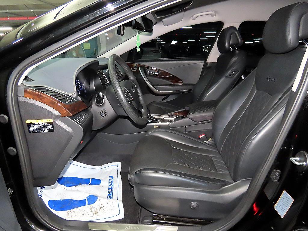 HYUNDAI Aslan - Vista 6