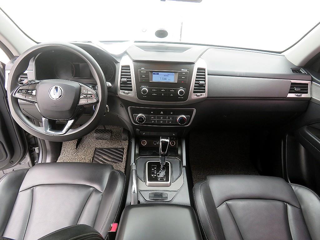 Ssangyong Rexton - Vista 8