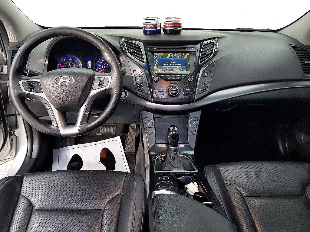 HYUNDAI i40 - Vista 5