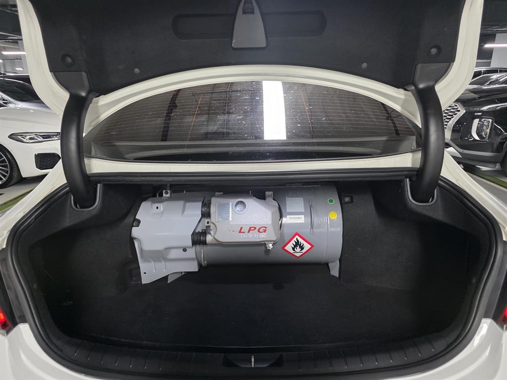 HYUNDAI Grandeur 2019 Blanco - Importación desde Corea - HF Imports Iquique - Foto 20