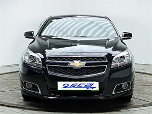 Chevrolet Malibu - Vista 2