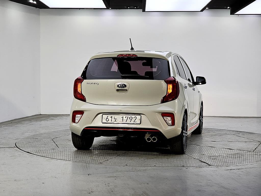 KIA Morning - Vista 3