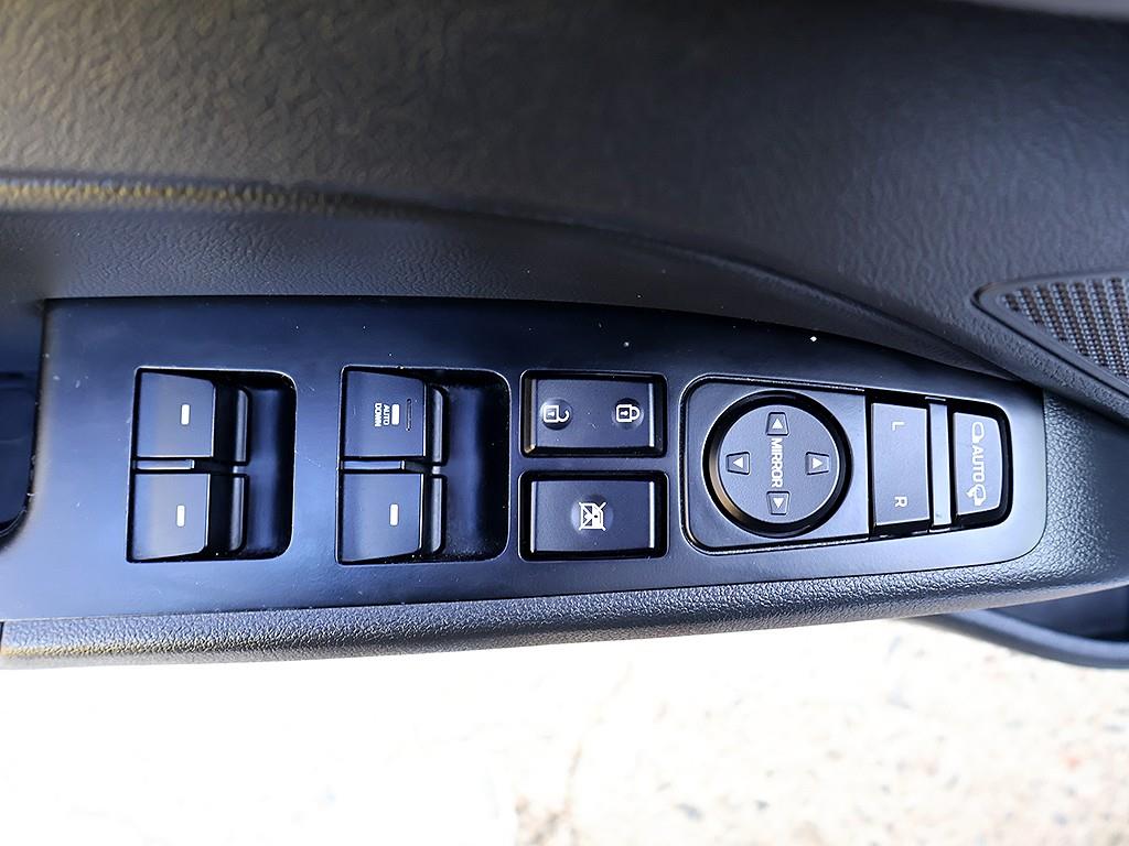 HYUNDAI Avante 2017 Blanco - Importación desde Corea - HF Imports Iquique - Foto 12