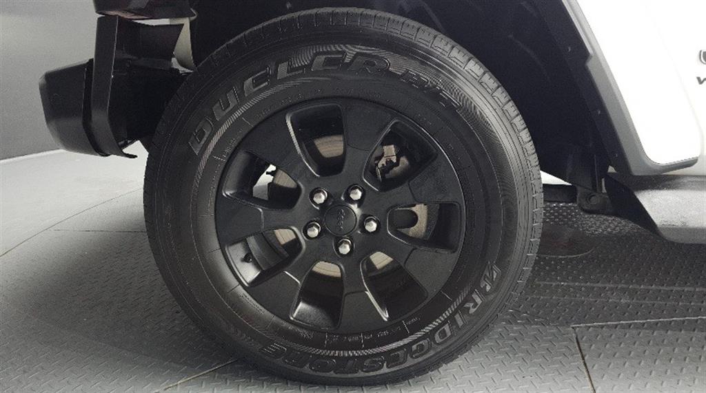 Jeep Wrangler - Vista 5