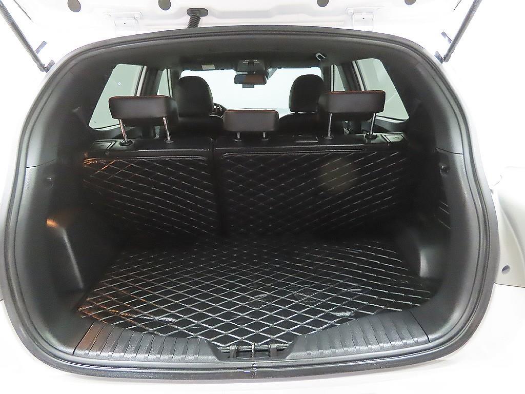 Ssangyong Tivoli 2019 Blanco - Importación desde Corea - HF Imports Iquique - Foto 8